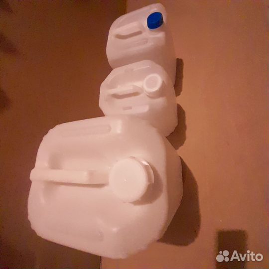 Канистра пластиковая 10,30 литров