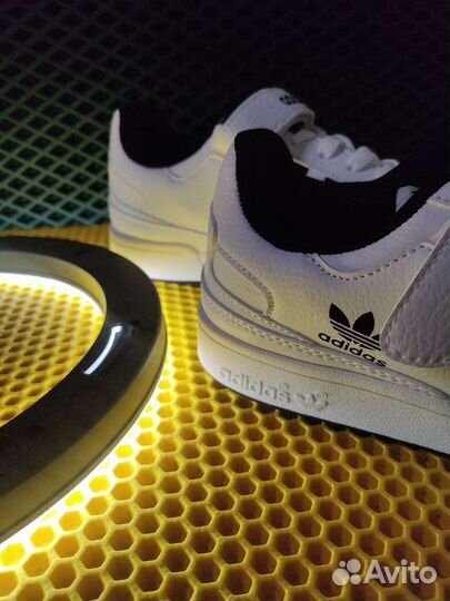 Кроссовки adidas мужские