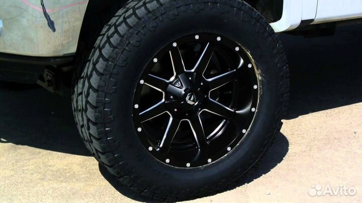 Диски Fuel Maverick R17 5x127 Jeep Wrangler