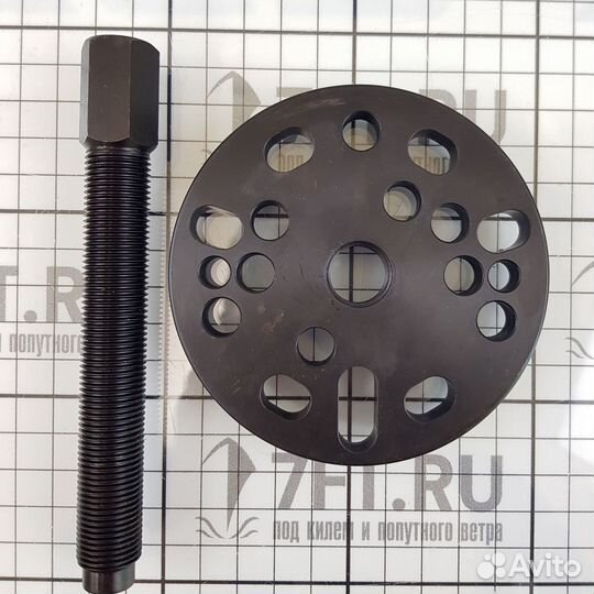 Универсальный съемник маховика SPI UP-12056 95x9,5мм