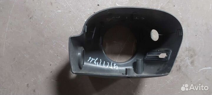 Кожух рулевой колонки на Cadillac CTS