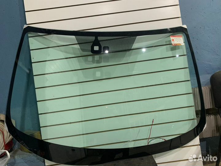 Лобовое стекло Peugeot 4007