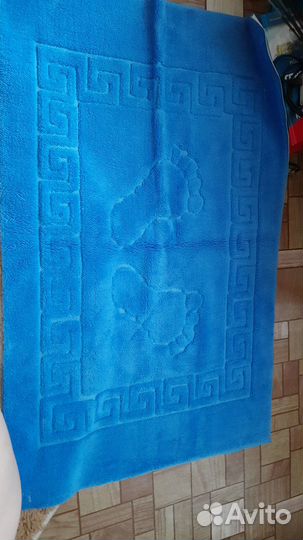 Коврик в ванную комнату