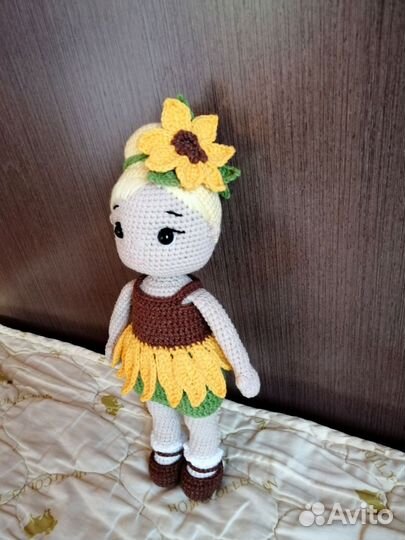 Кукла вязаная