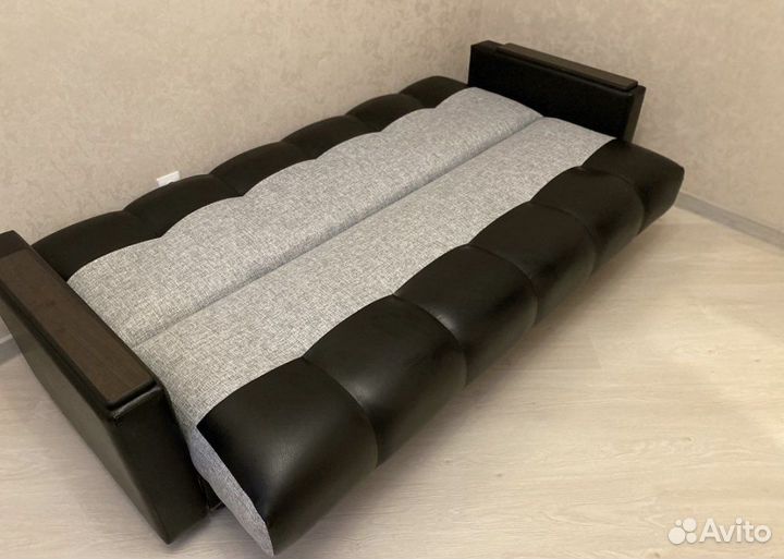 Диван (с деревянной накладкой)