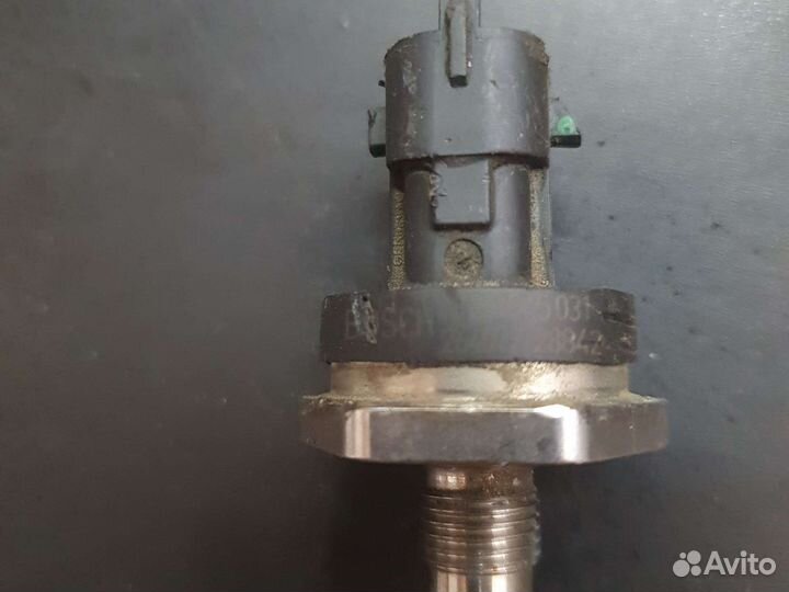 Датчик давления топлива Cadillac cts 2 3.6