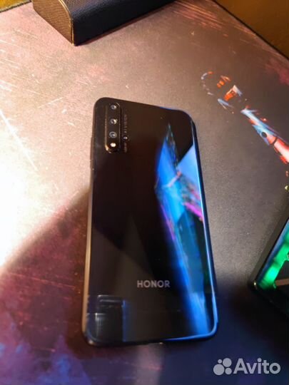 HONOR 20, 6/128 ГБ