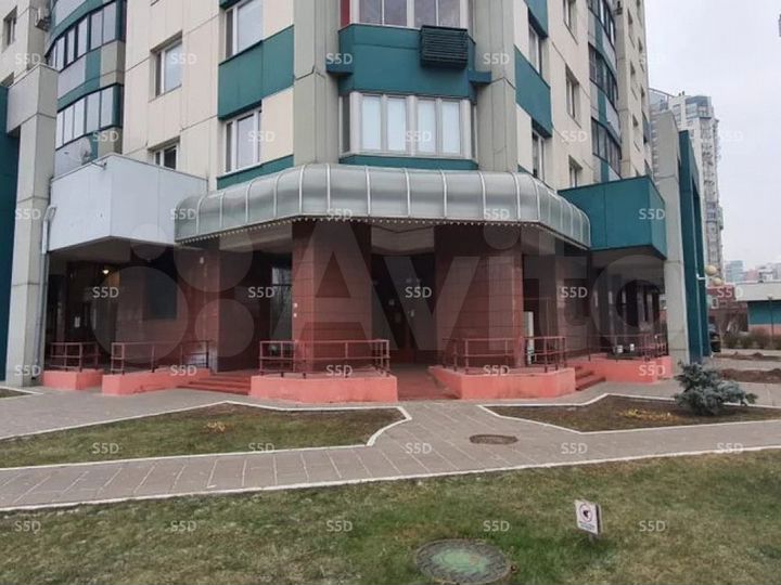 Продам торговое помещение, 122.1 м²