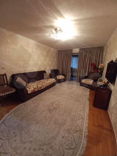 3-к. квартира, 90 м², 5/9 эт.
