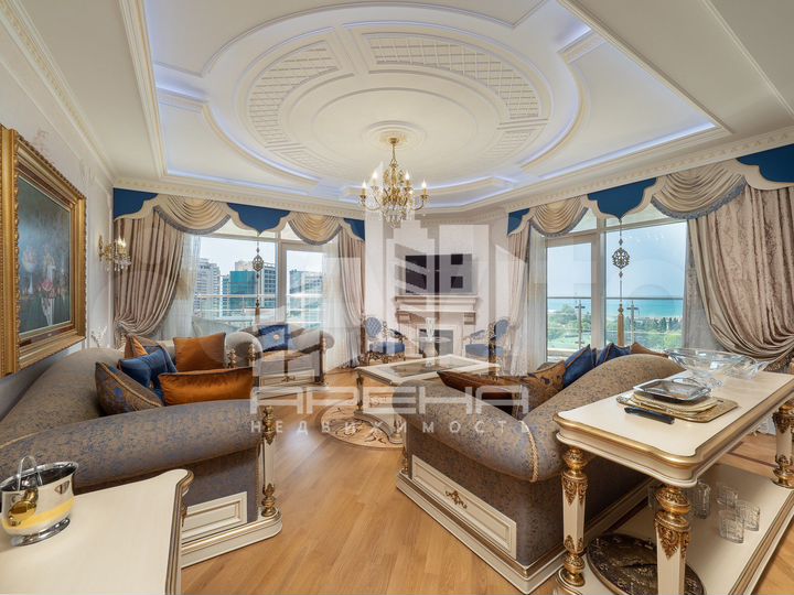 3-к. квартира, 192 м², 10/17 эт.