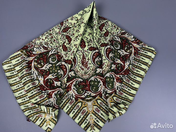 Платок женский шерстяной