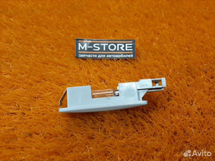 Плафон освещения Volkswagen Tiguan 5N cawa 2009