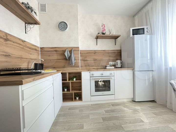 1-к. квартира, 42 м², 13/17 эт.