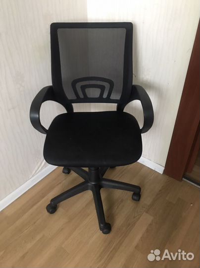 Компьютерное кресло