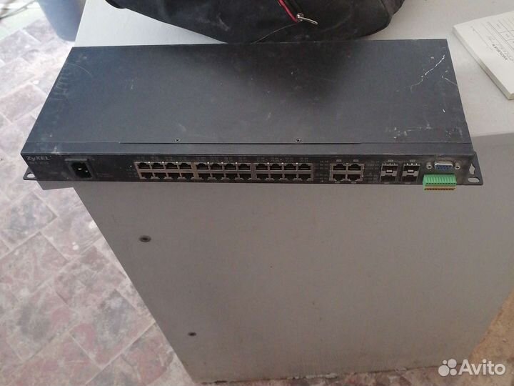 Коммутатор zyxel mes-3528