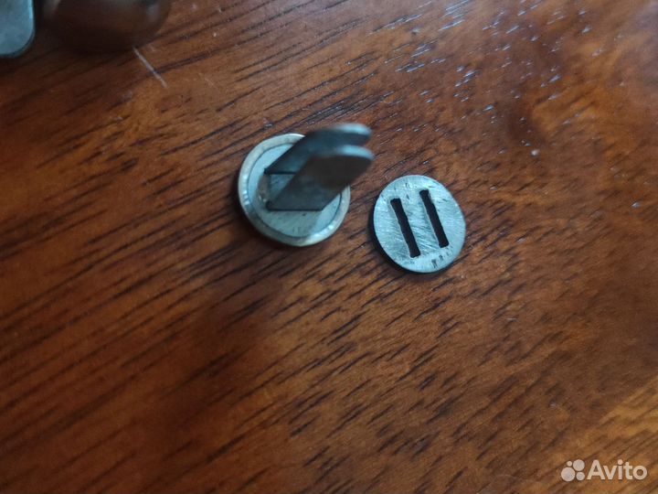 Кламера на Немецкую каску м 40, м42, завальцованы