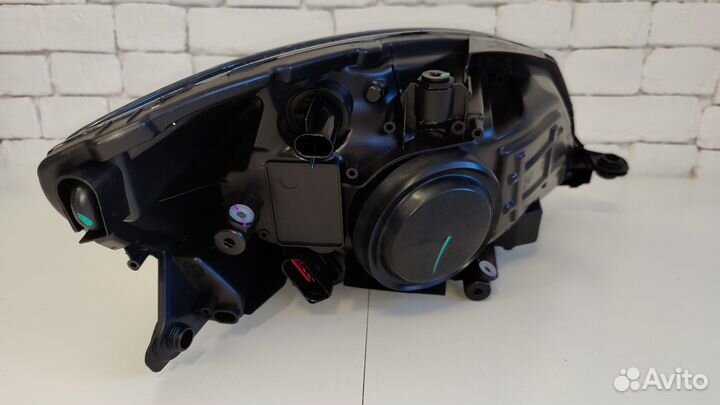 Фара левая Skoda Fabia (5J) 2007-2014