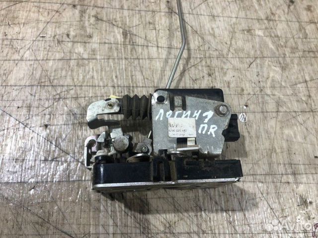 Замок двери передний правый Renault Logan