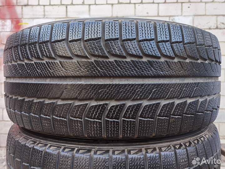 Michelin Latitude X-Ice XI2 275/45 R20 101V