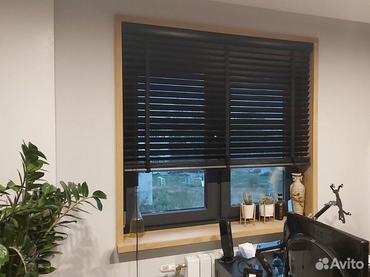 Натуральные горизонтальные жалюзи деревянные