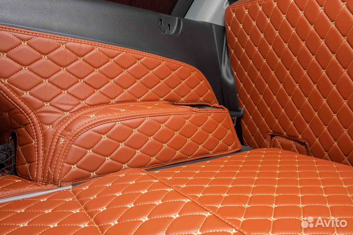 Автоковрики в багаж Audi Q7