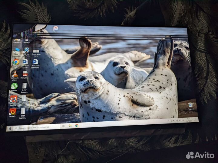 Битая Матрица 15.6