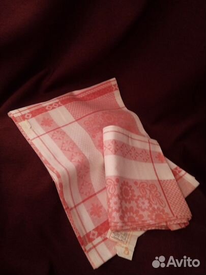 Скатерть и салфетки (текстильный комплект)