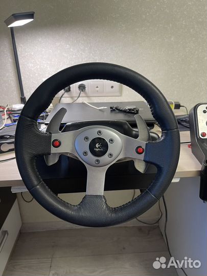 Игровой руль logitech g25