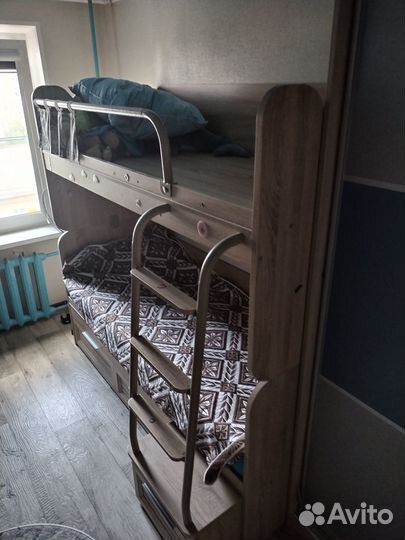 Детская двухярусная кровать с матрасом бу