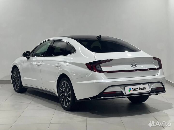 Hyundai Sonata 2.0 AT, 2022, 178 000 км