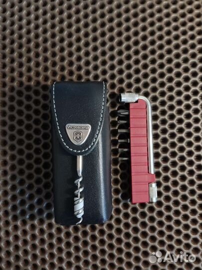 Victorinox Swisstool plus набор