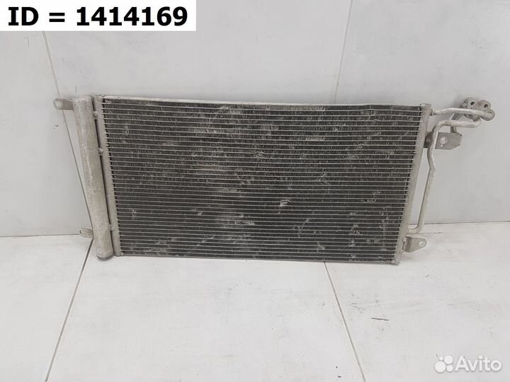 Радиатор кондиционера Volkswagen Polo