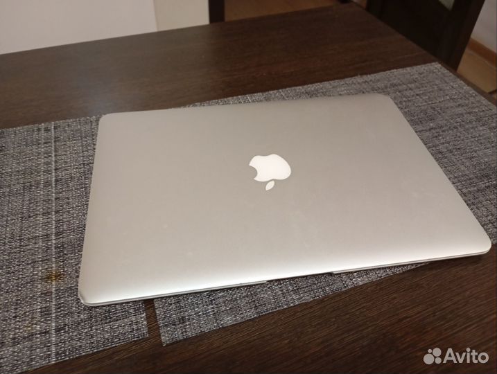 MacBook Air 2017 8/128gb
