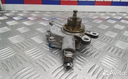 Насос вакуумный toyota avensis T27 (PEA10TW01)