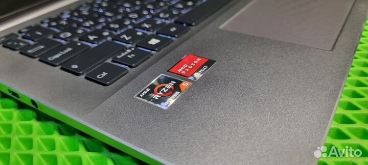 Мощный ультрабук Asus на Ryzen 5