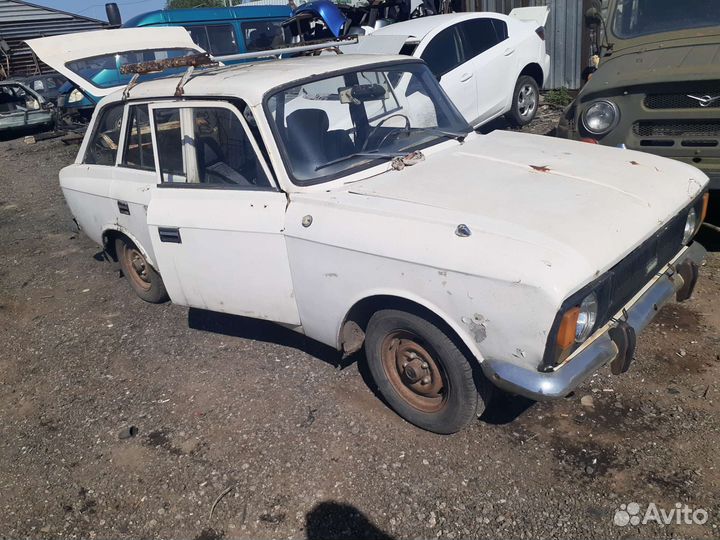 Двигатель и комби. Москвич