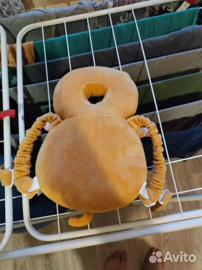 Рюкзачок для защиты от падения малышам