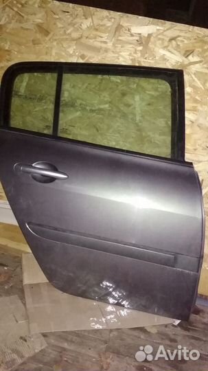 Дверь зад правая Renault Меган 2 Megane II 2003-09