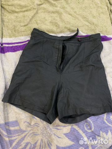 Кожаные шорты