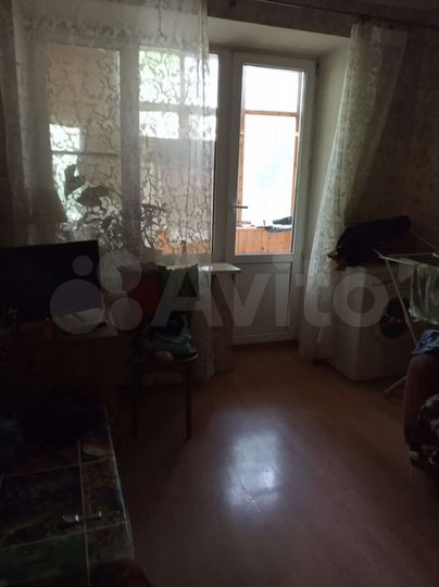 Комната 15 м² в 2-к., 2/5 эт.