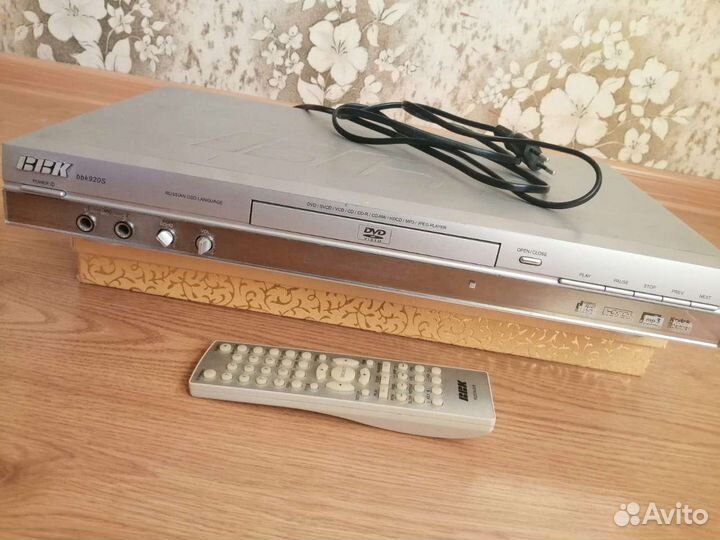 DVD плеер BBK 920S с караоке