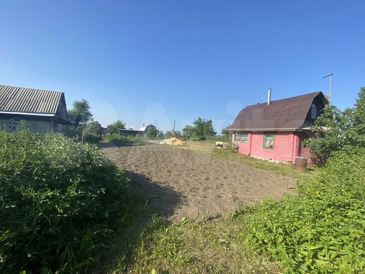 Дача 20 м² на участке 8 сот.