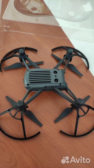 Квадрокоптер DJI Ryze Tello