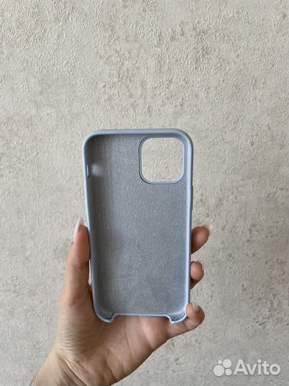 Чехол на iPhone 12