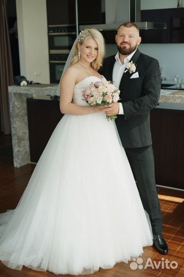 Свадебный фотограф видеограф