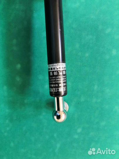 Амортизатор на капот nissan x-trail t32