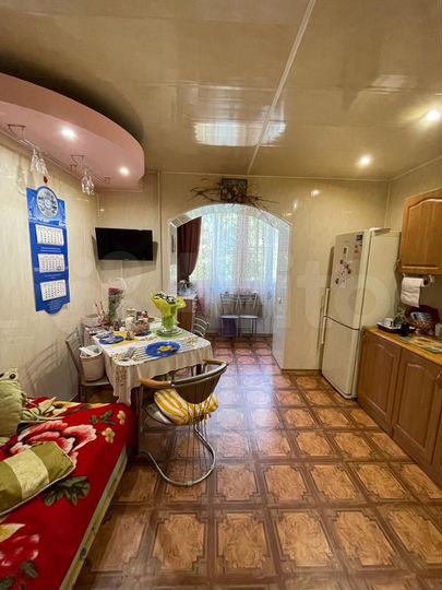 2-к. квартира, 60,3 м², 2/5 эт.