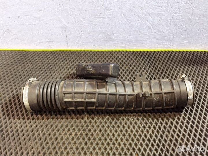 Патрубок воздушного фильтра Renault Arkana