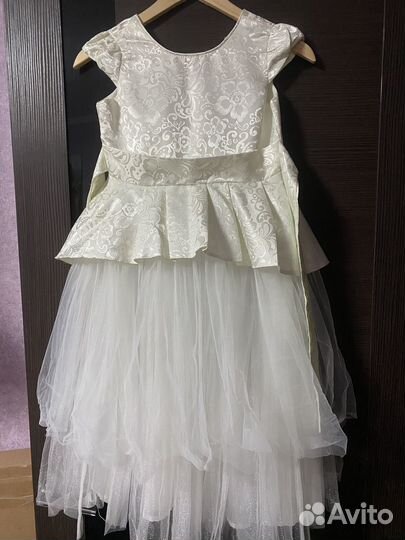Платье для девочки 170 см