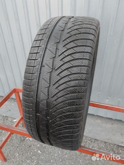 Michelin Pilot Alpin PA4 255/45 R18